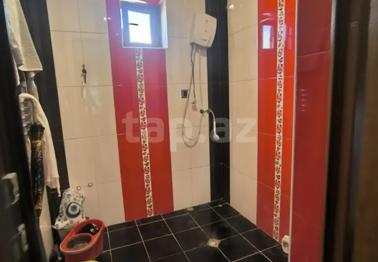 4 otaqlı mənzil , Bakı