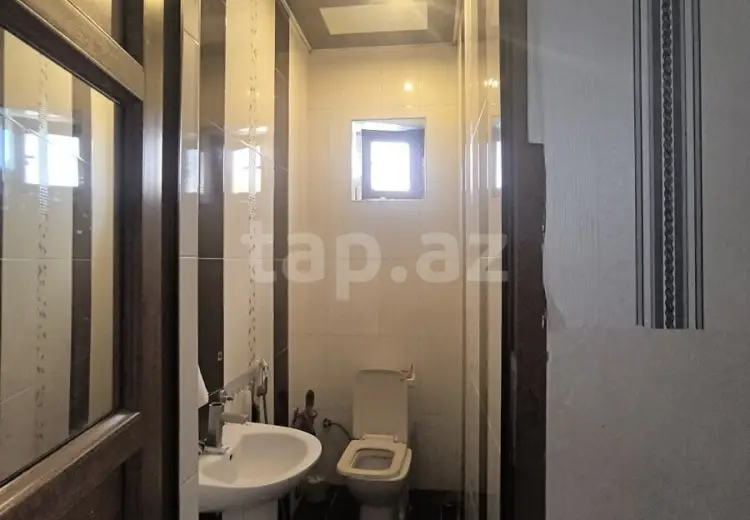 4 otaqlı mənzil , Bakı