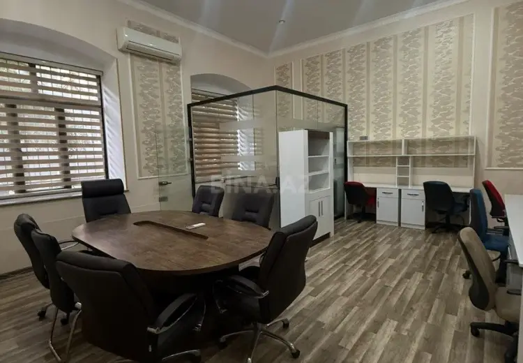 135 m² Obyekt / Ofis Kirayə (aylıq), Səbail, Bakı