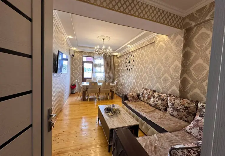 3 otaqlı mənzil , Xırdalan