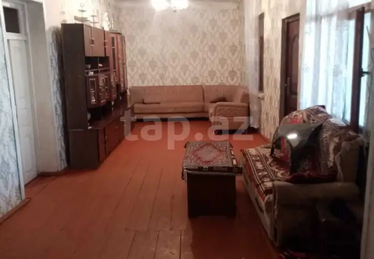 4 otaqlı mənzil , Gəncə