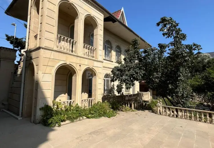 14 otaqlı mənzil Satılır, Badamdar qəs., Səbail, Bakı