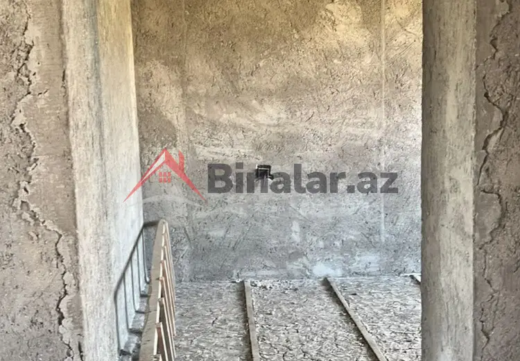 3 otaqlı mənzil Satılır, Quba