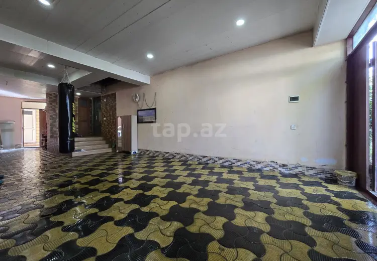 4 otaqlı mənzil , Quba