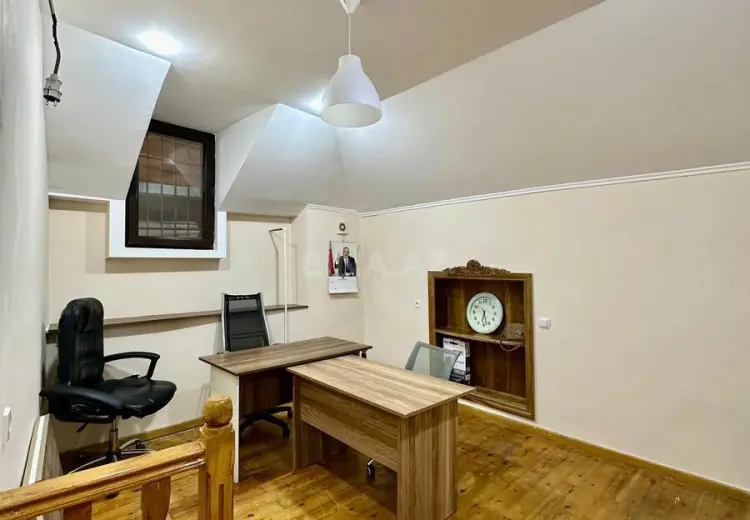 180 m² Obyekt / Ofis Kirayə (aylıq), Səbail, Bakı