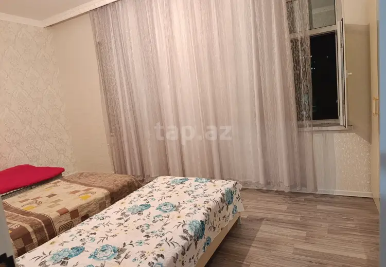 4 otaqlı mənzil Kirayə (aylıq), Bakı