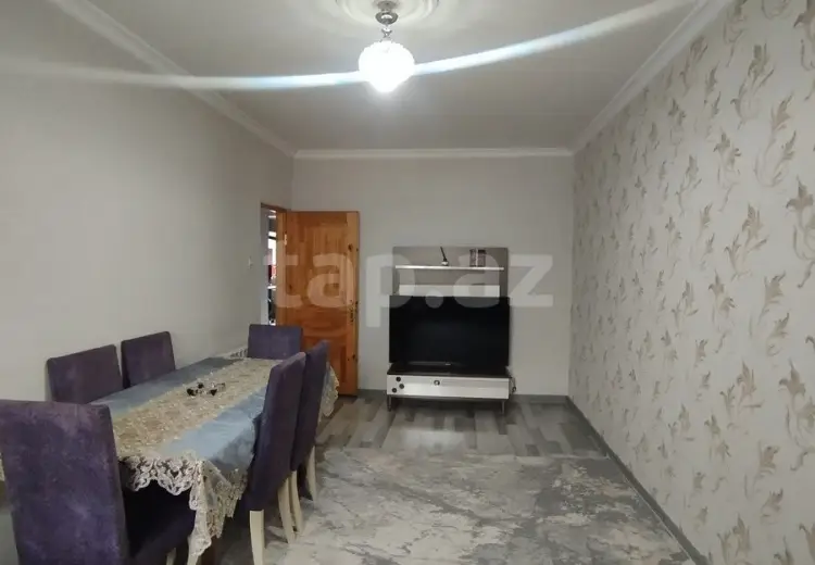 4 otaqlı mənzil , Şəki