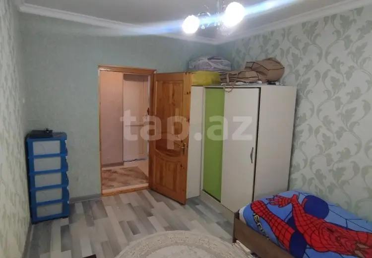 4 otaqlı mənzil , Şəki
