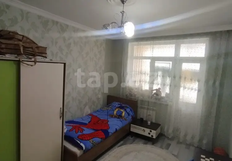4 otaqlı mənzil , Şəki