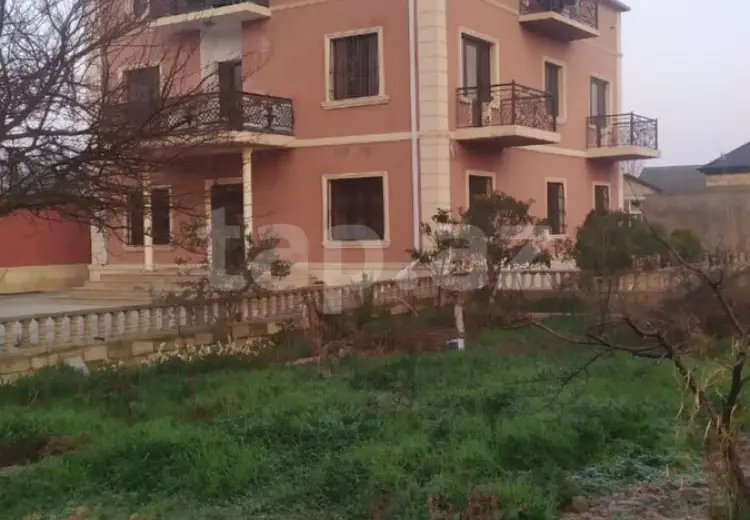 7 otaqlı mənzil , Sumqayıt