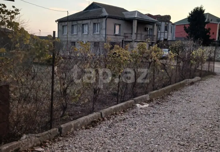 8 otaqlı mənzil , Sumqayıt
