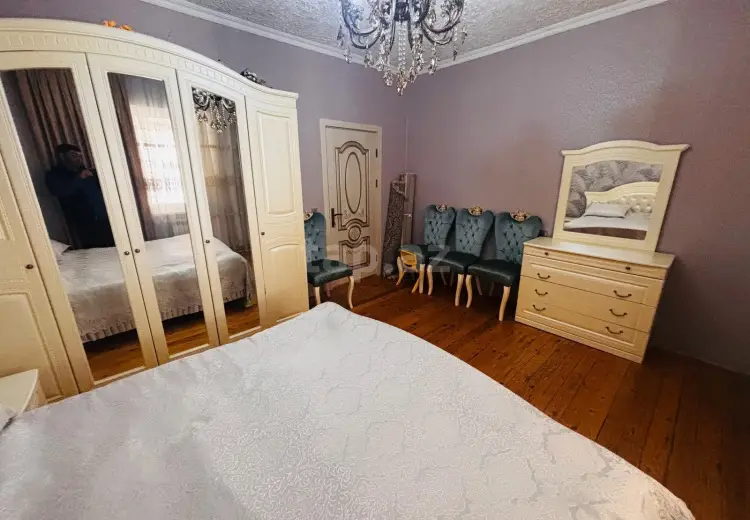 9 otaqlı mənzil , Badamdar qəs., Səbail, Bakı