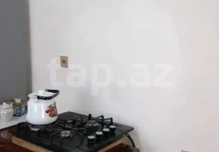 8 otaqlı mənzil , Şamaxı