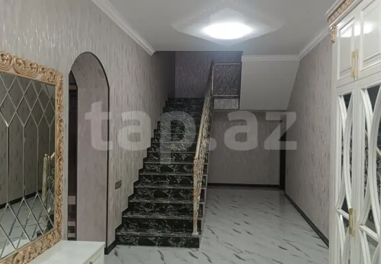 6 otaqlı mənzil , Şəki