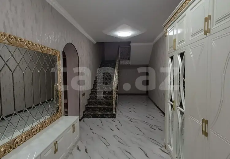 6 otaqlı mənzil , Şəki