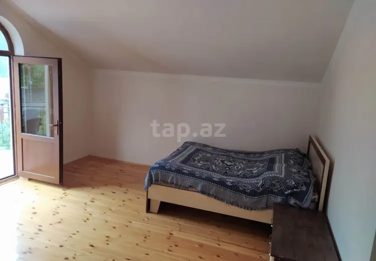 3 otaqlı mənzil Kirayə (günlük), Qax