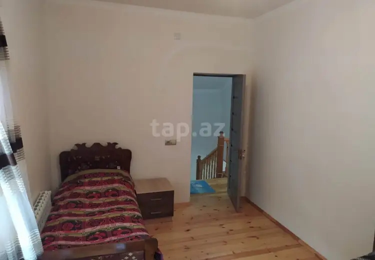 3 otaqlı mənzil Kirayə (günlük), Qax