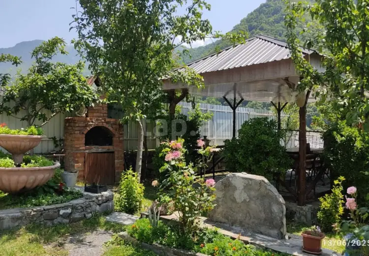 4 otaqlı mənzil Kirayə (günlük), Qax