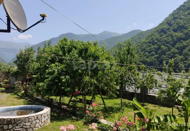 4 otaqlı mənzil Kirayə (günlük), Qax