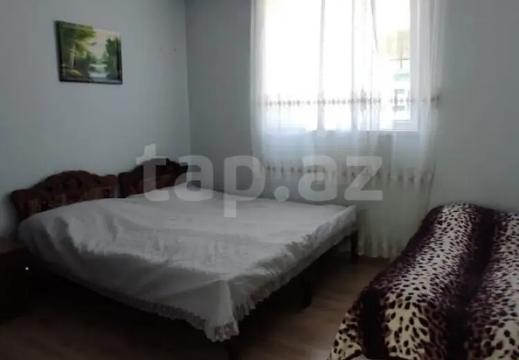 4 otaqlı mənzil Kirayə (günlük), Qax