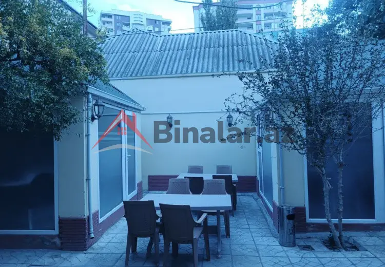 320 m² Obyekt / Ofis Kirayə (aylıq), Bakı