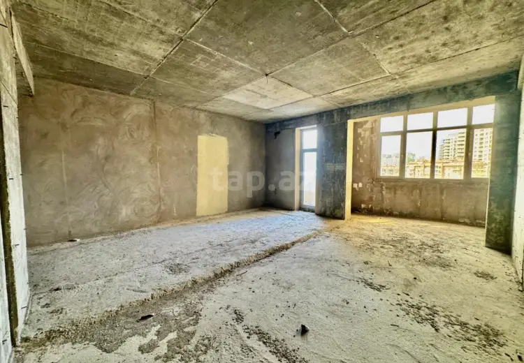 4 otaqlı mənzil , Bakı