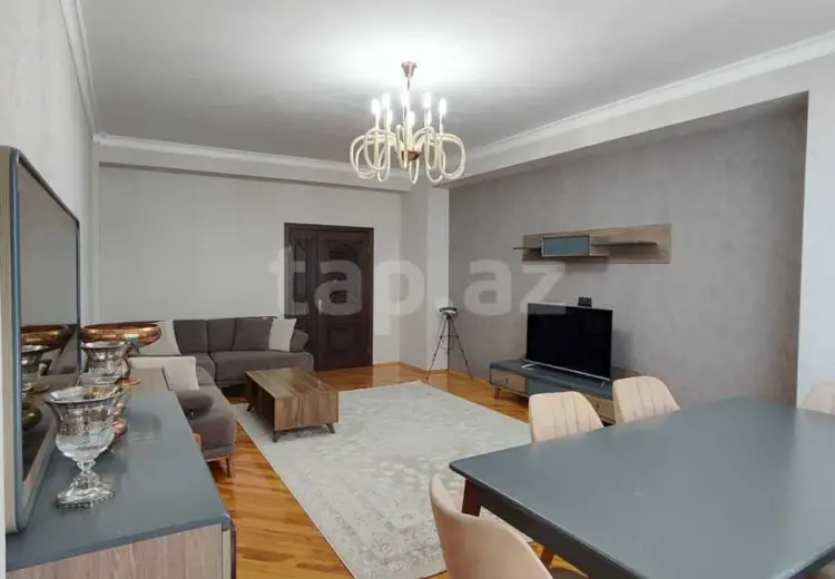 3 otaqlı mənzil , Bakı