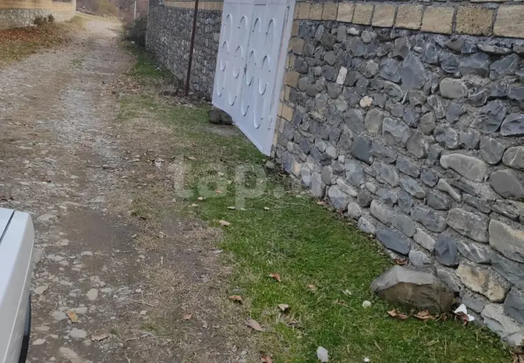 5 otaqlı mənzil , Şəki