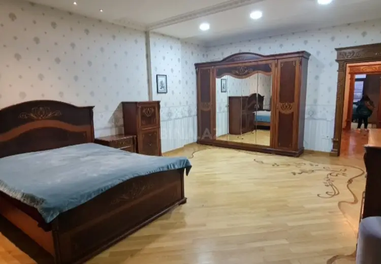 3 otaqlı mənzil Kirayə (aylıq), Montin qəs., Nərimanov, Bakı