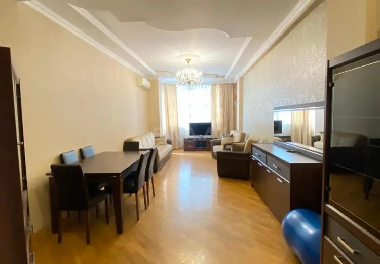 3 otaqlı mənzil Kirayə (aylıq), Yasamal qəs., Yasamal, Bakı