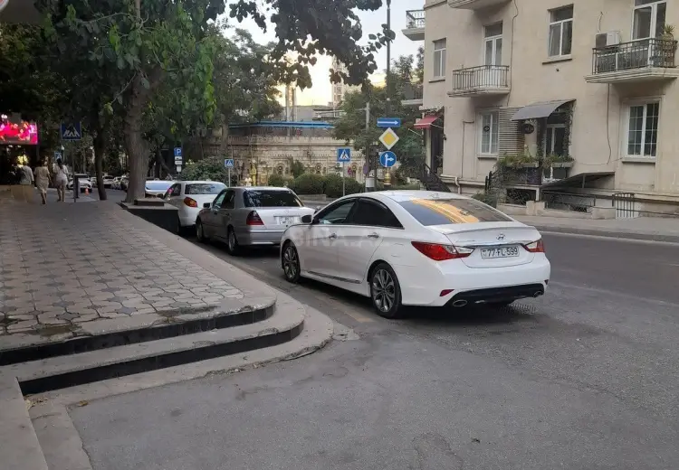 70 m² Obyekt / Ofis Satılır, Səbail, Bakı