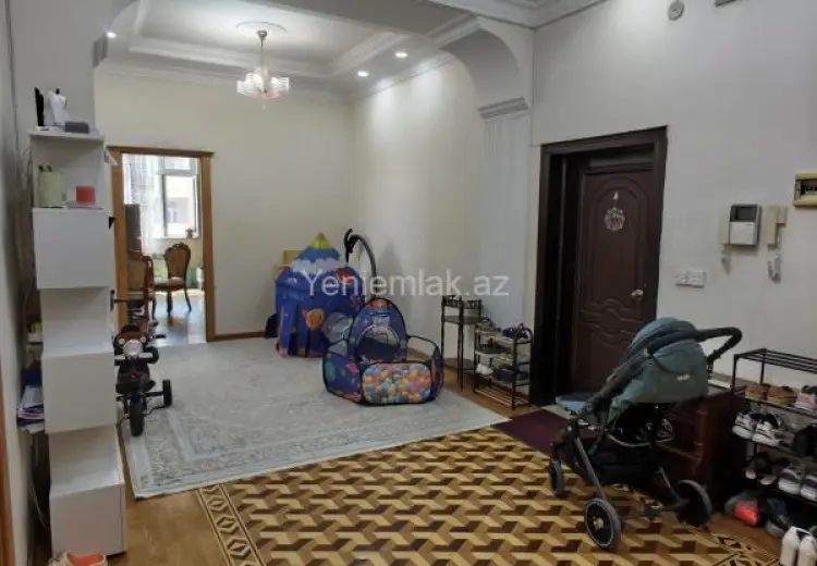250 000 AZN - 3 otaqlı mənzil Satılır, 8-ci mikrorayon, Binəqədi, Bakı