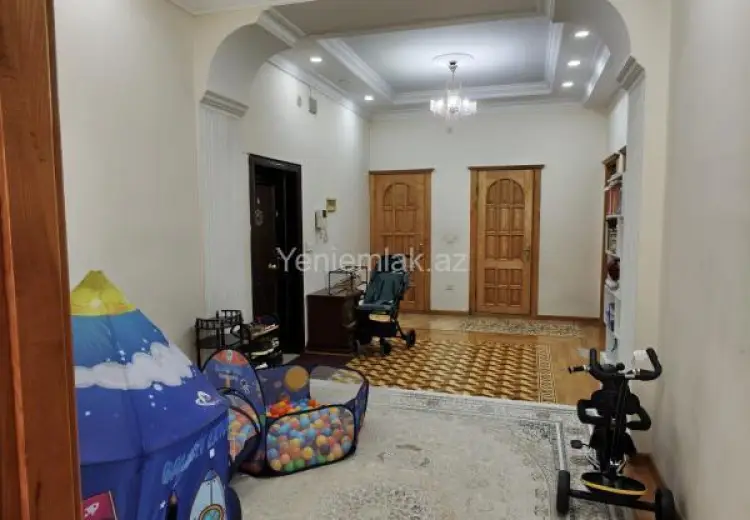 250 000 AZN - 3 otaqlı mənzil Satılır, 8-ci mikrorayon, Binəqədi, Bakı