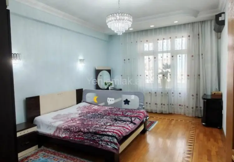 250 000 AZN - 3 otaqlı mənzil Satılır, 8-ci mikrorayon, Binəqədi, Bakı