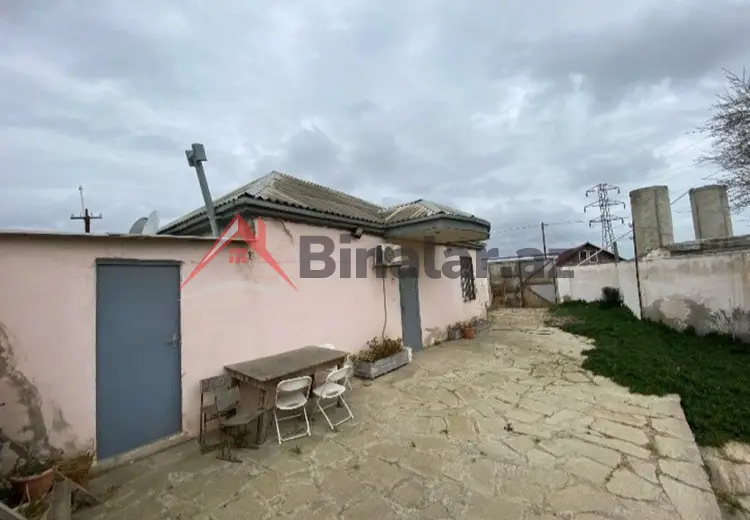 2 otaqlı mənzil Satılır, Bakı