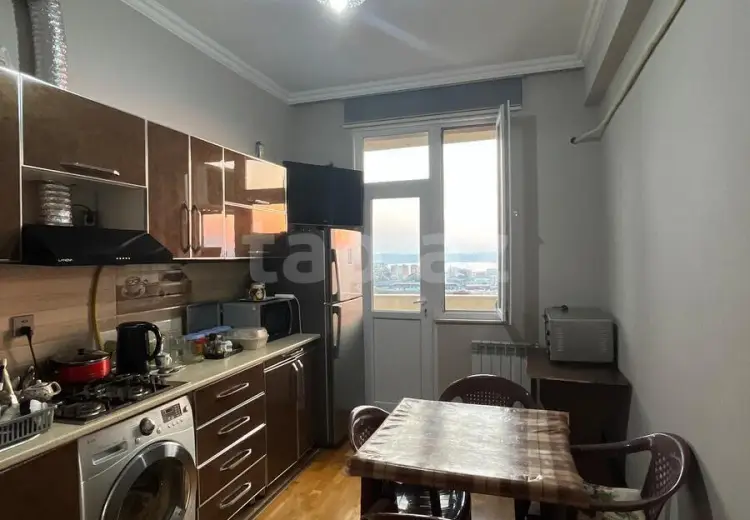 2 otaqlı mənzil , Bakı