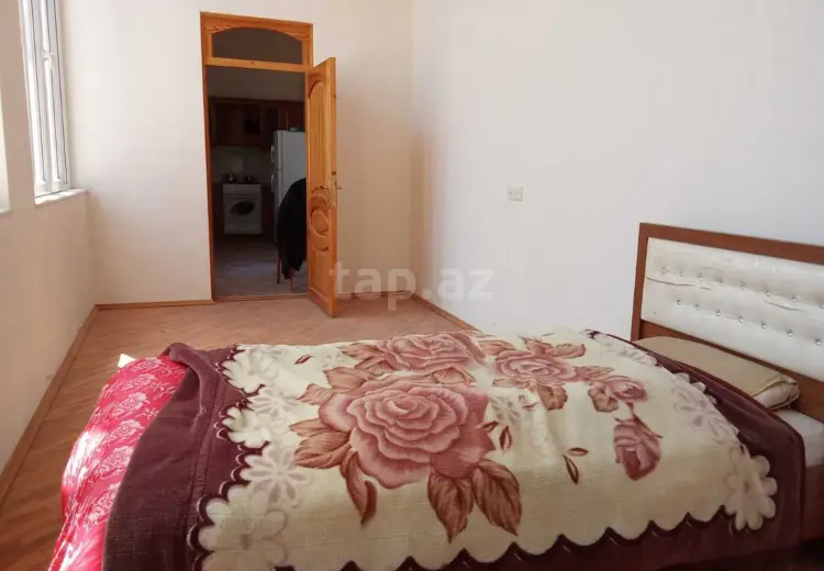 3 otaqlı mənzil , Səbail, Bakı