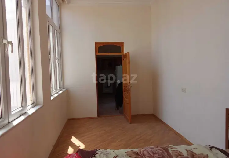 3 otaqlı mənzil , Səbail, Bakı