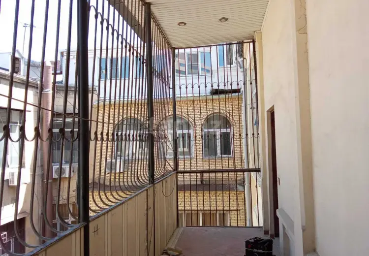 3 otaqlı mənzil , Səbail, Bakı