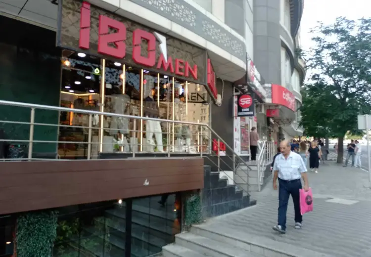 100 m² Obyekt / Ofis Satılır, Yasamal, Bakı