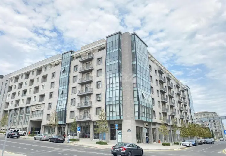 4 otaqlı mənzil , Bakı