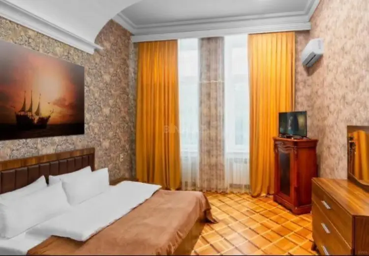 200 m² Obyekt / Ofis Kirayə (aylıq), Səbail, Bakı