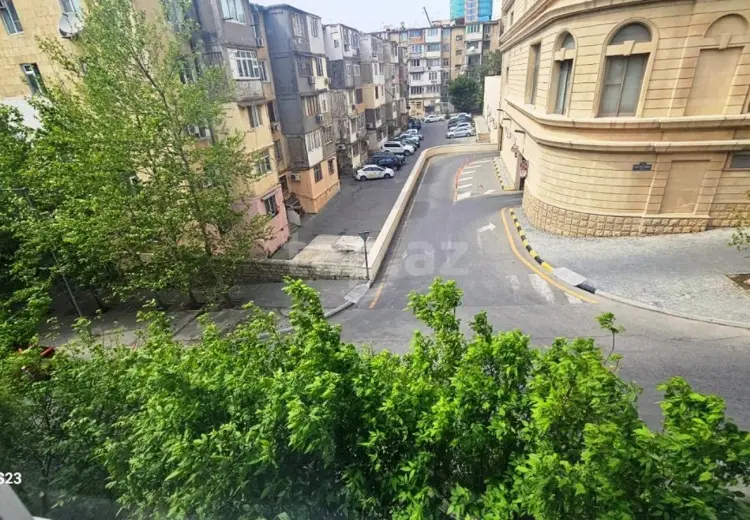 3 otaqlı mənzil , Bakı