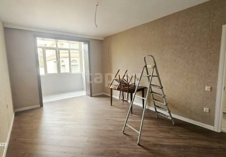 3 otaqlı mənzil , Bakı