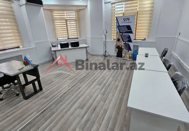 100 m² Obyekt / Ofis Kirayə (aylıq), Bakı