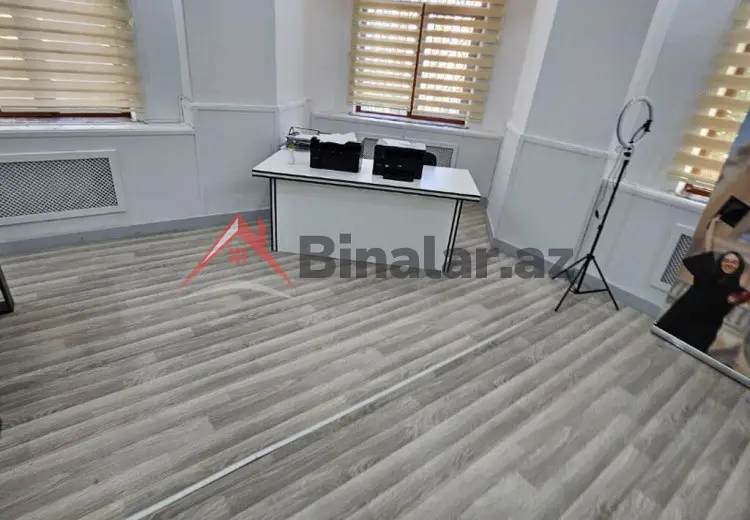 100 m² Obyekt / Ofis Kirayə (aylıq), Bakı