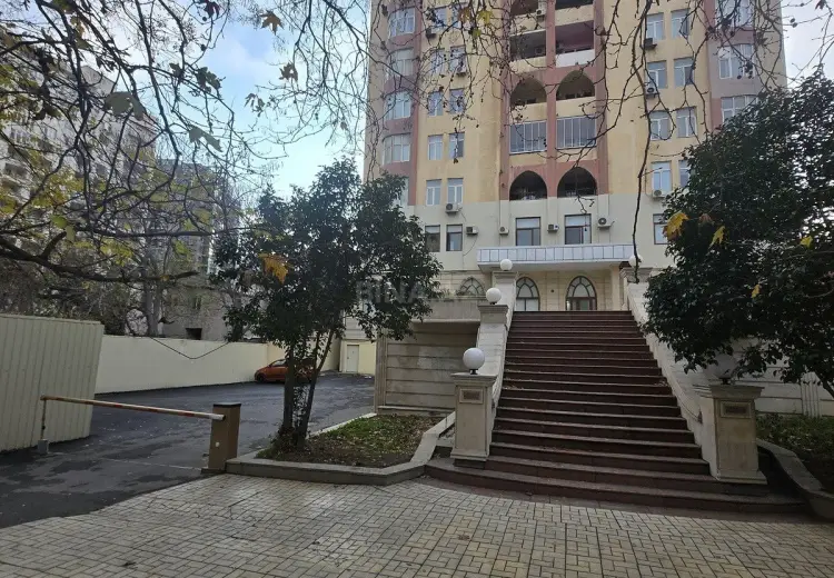 800 m² Obyekt / Ofis Kirayə (aylıq), 28 may qəs., Binəqədi, Bakı
