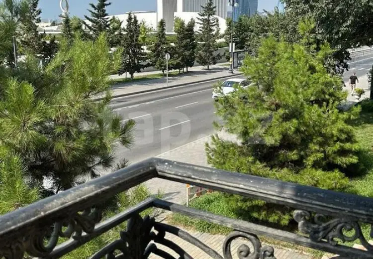 3 otaqlı mənzil , Bakı