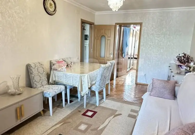 3 otaqlı mənzil , Bakı