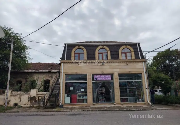 95 m² Obyekt / Ofis Satılır, Qazax